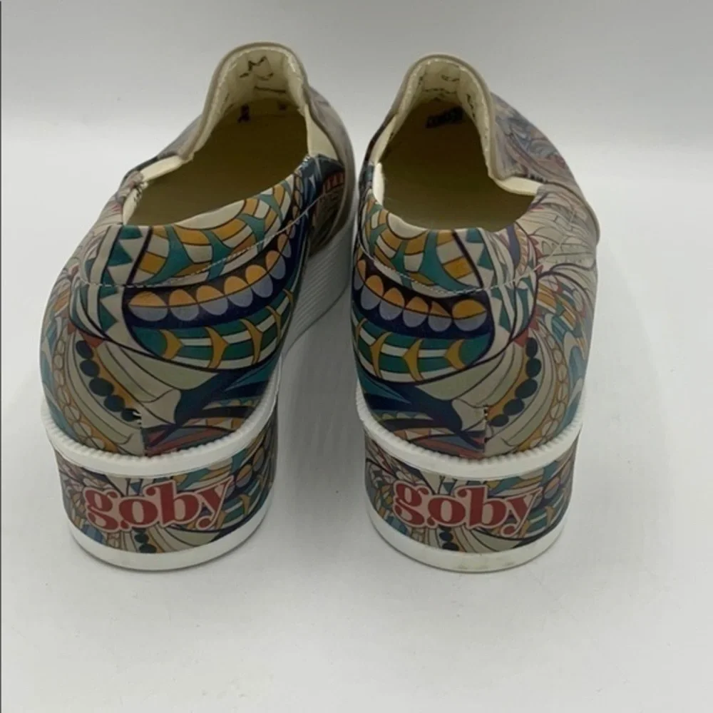 GOBY Blue Feather Lion Slip-On Sneakers